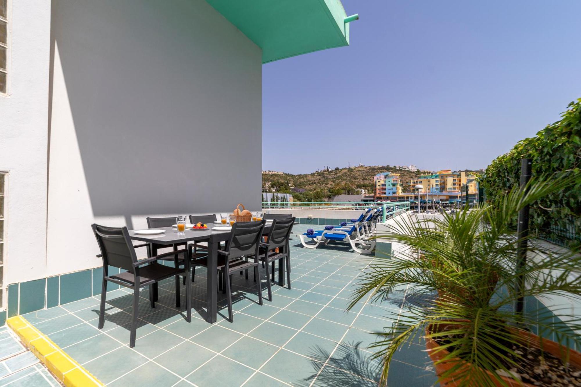 Marina Villa *